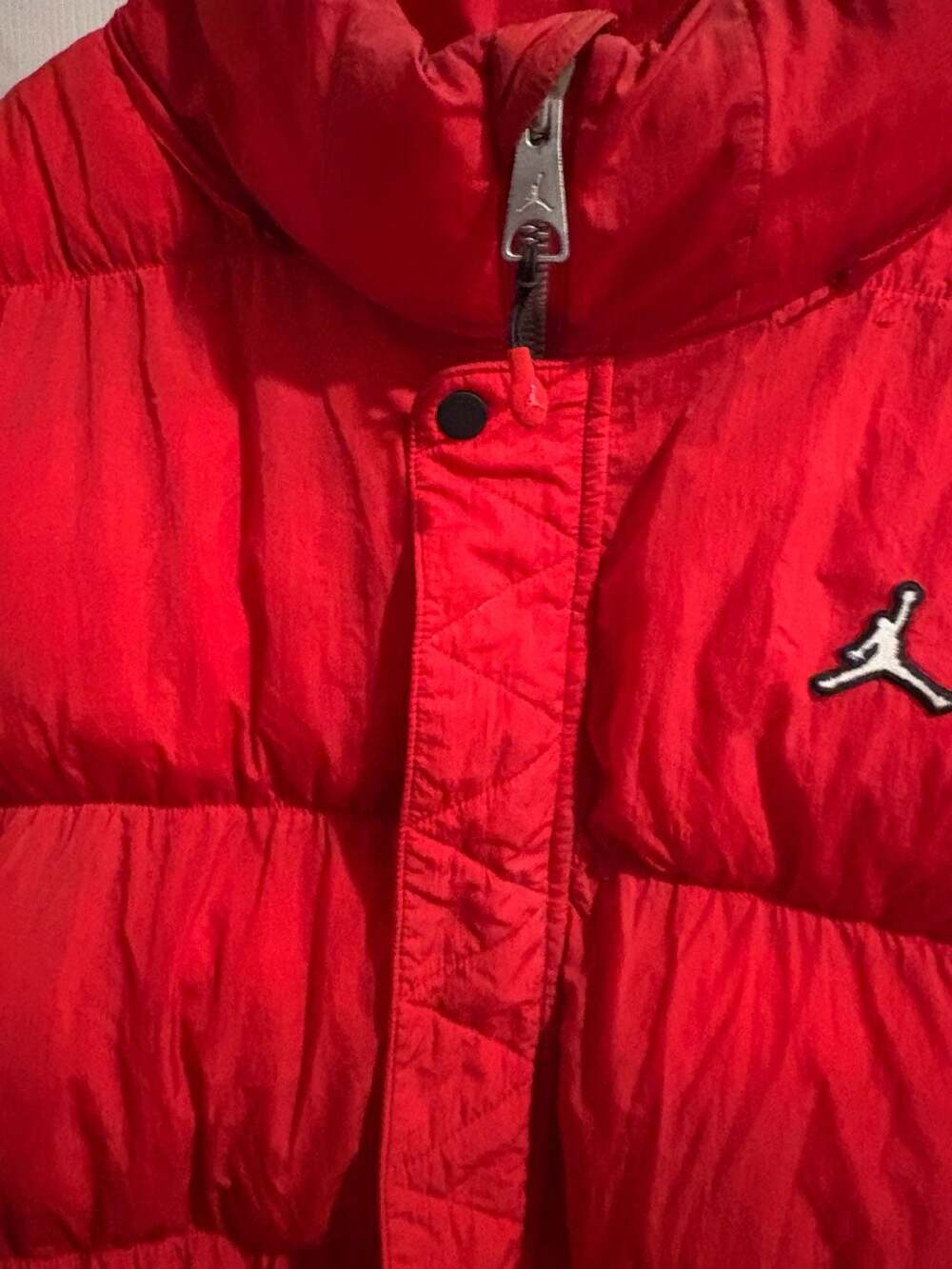 Jordan Puffer Jacket Red - Picture 4 of 8